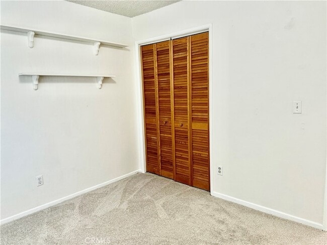 Building Photo - 11543 Swinton Ave