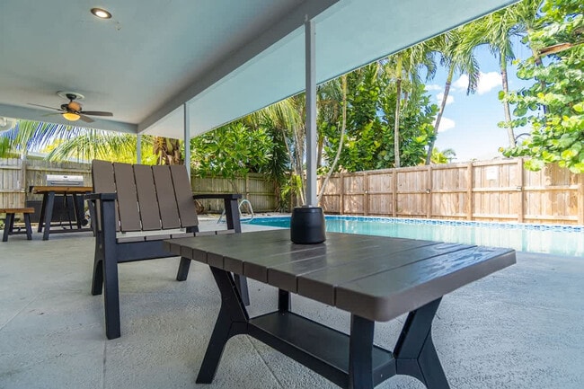 Building Photo - 3151 NW 69th St