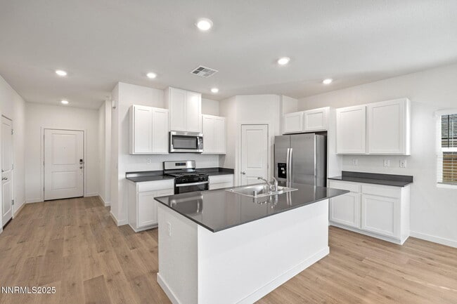 Building Photo - 4547 Mifflin St