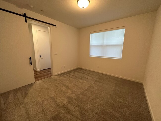 Building Photo - Newer Construction - Multi-Level Home with...