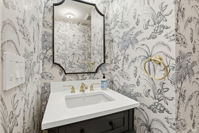 Building Photo - 122 Mariner Green Ct