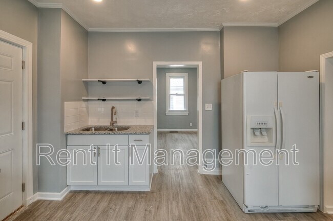 Building Photo - 3940 Arbor St