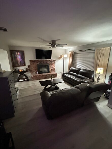 Living Room - 17821 Lemon St