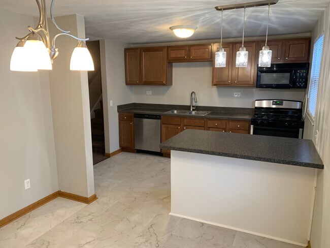 Building Photo - 229 Danesmoor Rd