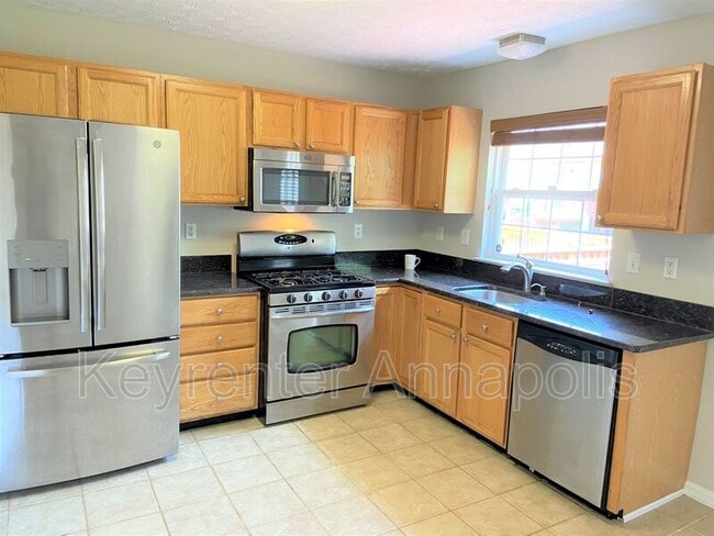 Building Photo - 8221 Water Lily Way