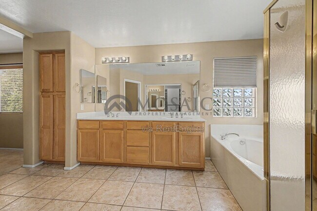 Building Photo - 2172 W Enfield Way