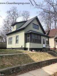 Building Photo - North Minneapolis Single Family Home, Hardwood Floors, Washer/Dryer,