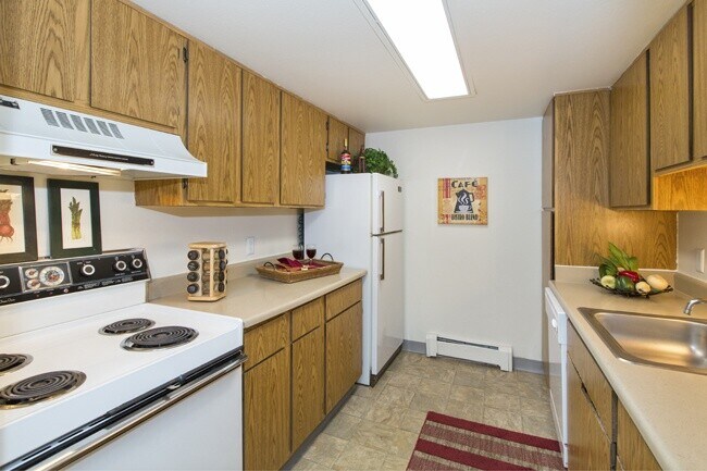 Building Photo - Eagle Ridge