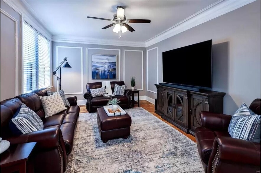 Family Room - 7515 Buckingham Dr