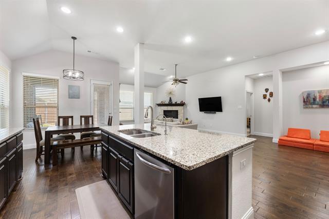Building Photo - 15801 Canyon Ridge