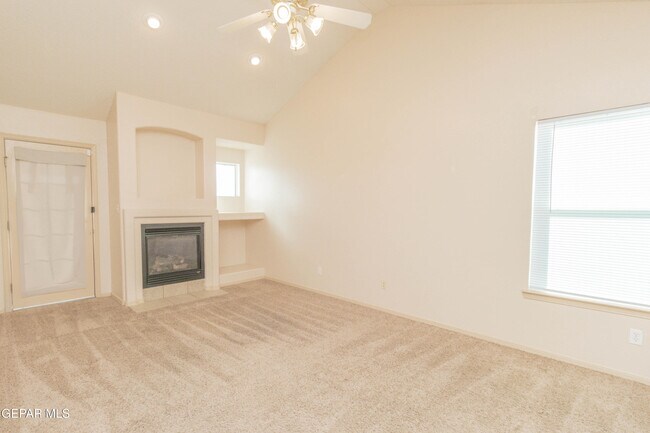 Building Photo - 3712 Prairie Rose St