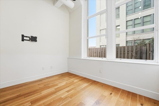 Building Photo - 50 Dey St