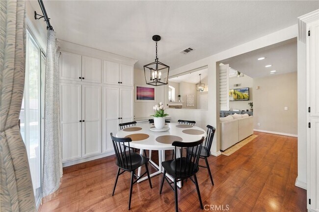 Building Photo - 43540 Corte Benisa