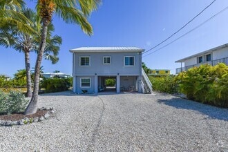 Building Photo - 3621 Landers St