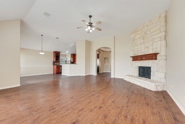 Building Photo - 10044 Dorsett Dr