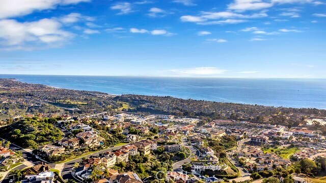 Building Photo - 75 Marbella