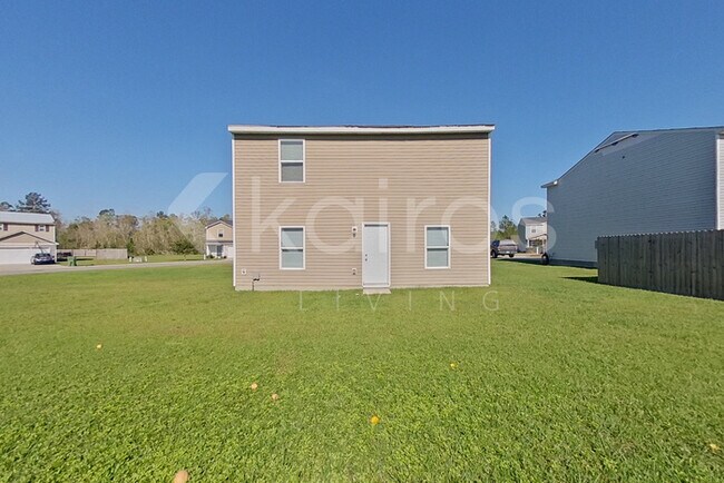 Building Photo - 2592 Catalina Ct