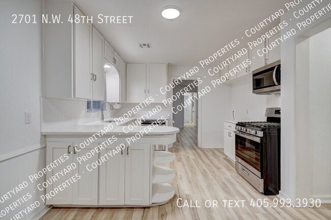 Building Photo - 2701 NW 48th St