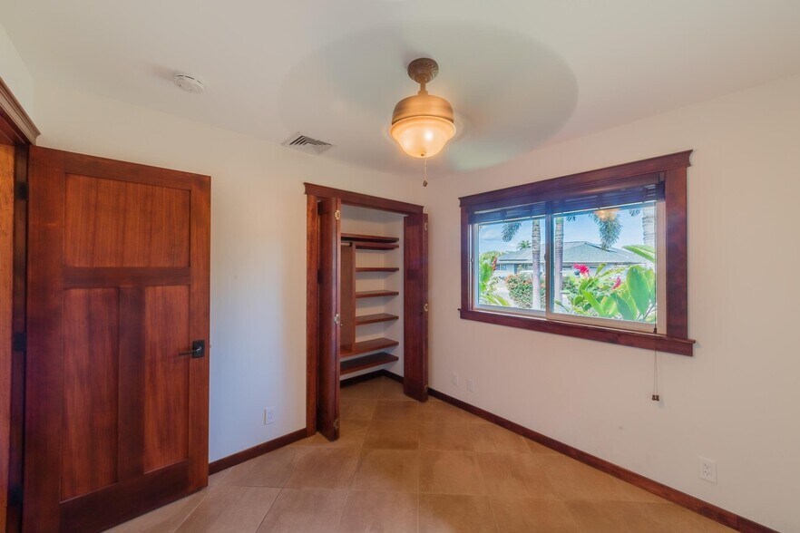 Building Photo - 309 Wainohia St