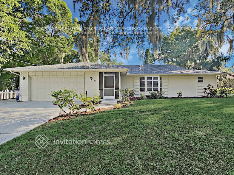 Primary Photo - 7401 N Leewynn Dr