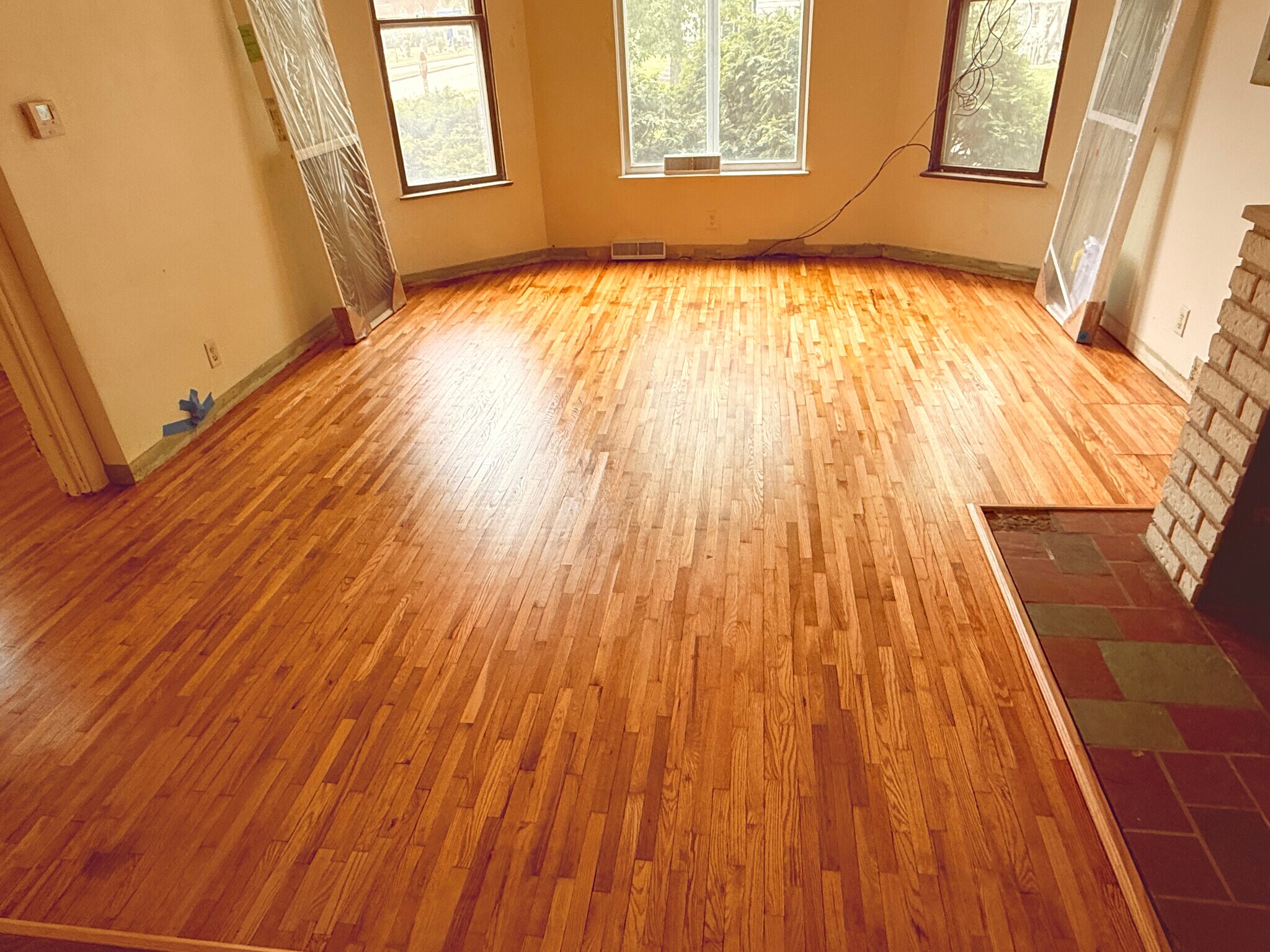 Building Photo - 801 West Ave S