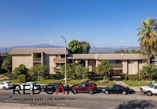 Building Photo - 1375 W San Bernardino Rd