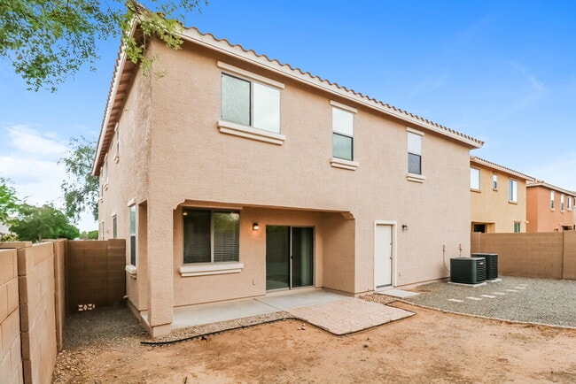 Building Photo - 15410 W Laurel Ln