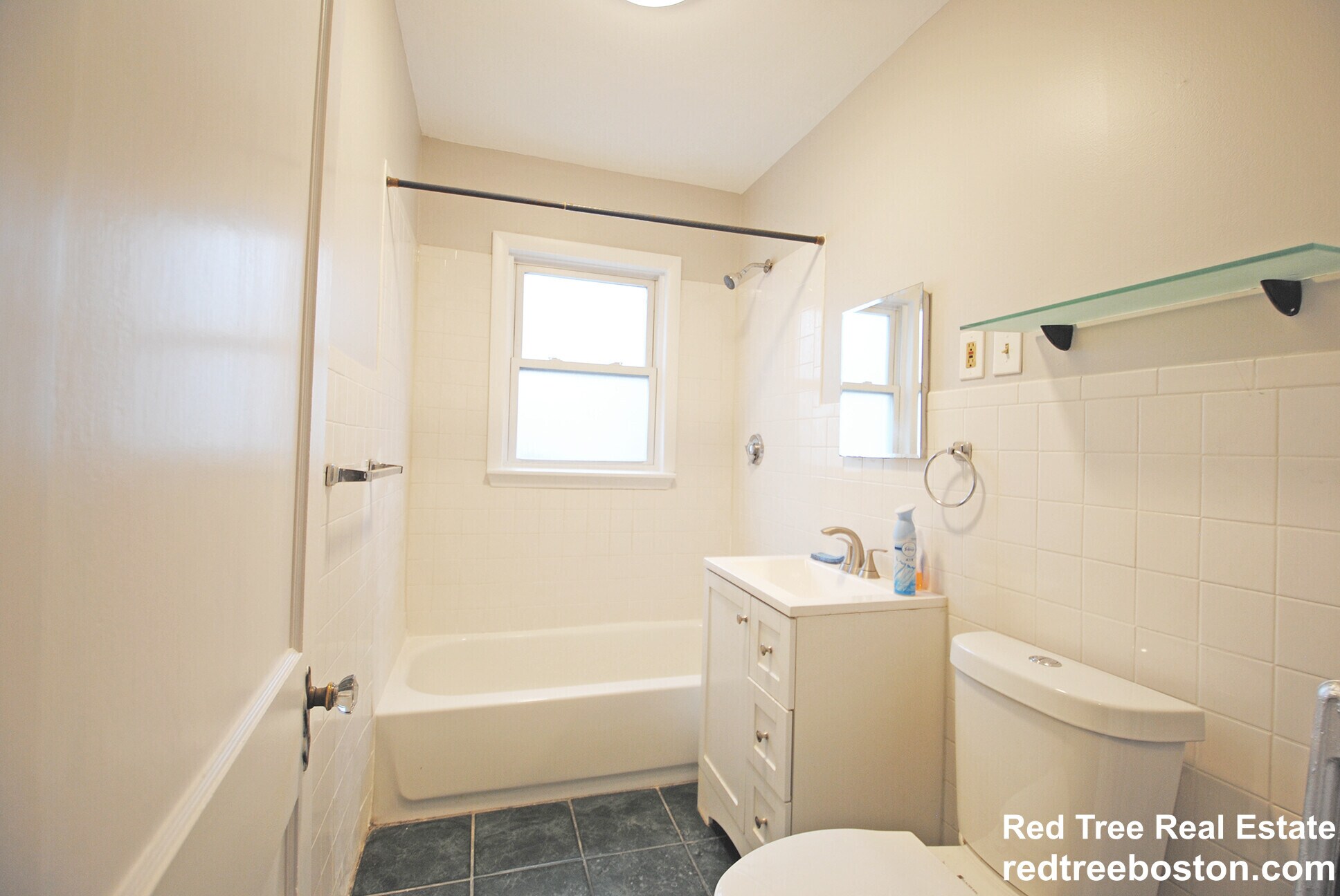 Building Photo - 80 Langley Rd