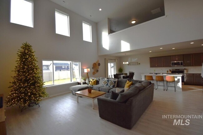 Building Photo - 19241 Red Eagle Wy