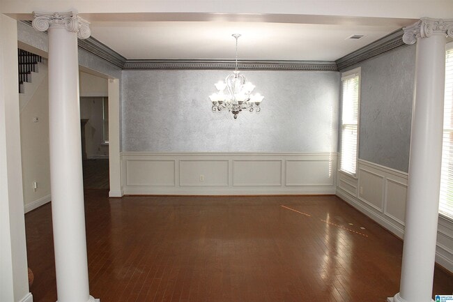 Building Photo - 2352 Arbor Glen