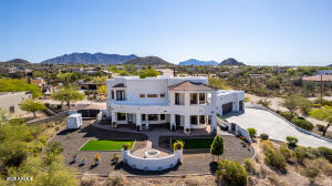 Building Photo - 8158 E Plymouth