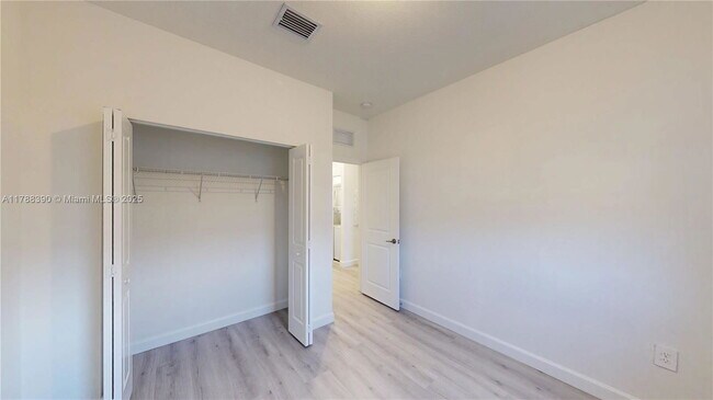 Building Photo - 12875 SW 243rd Terrace