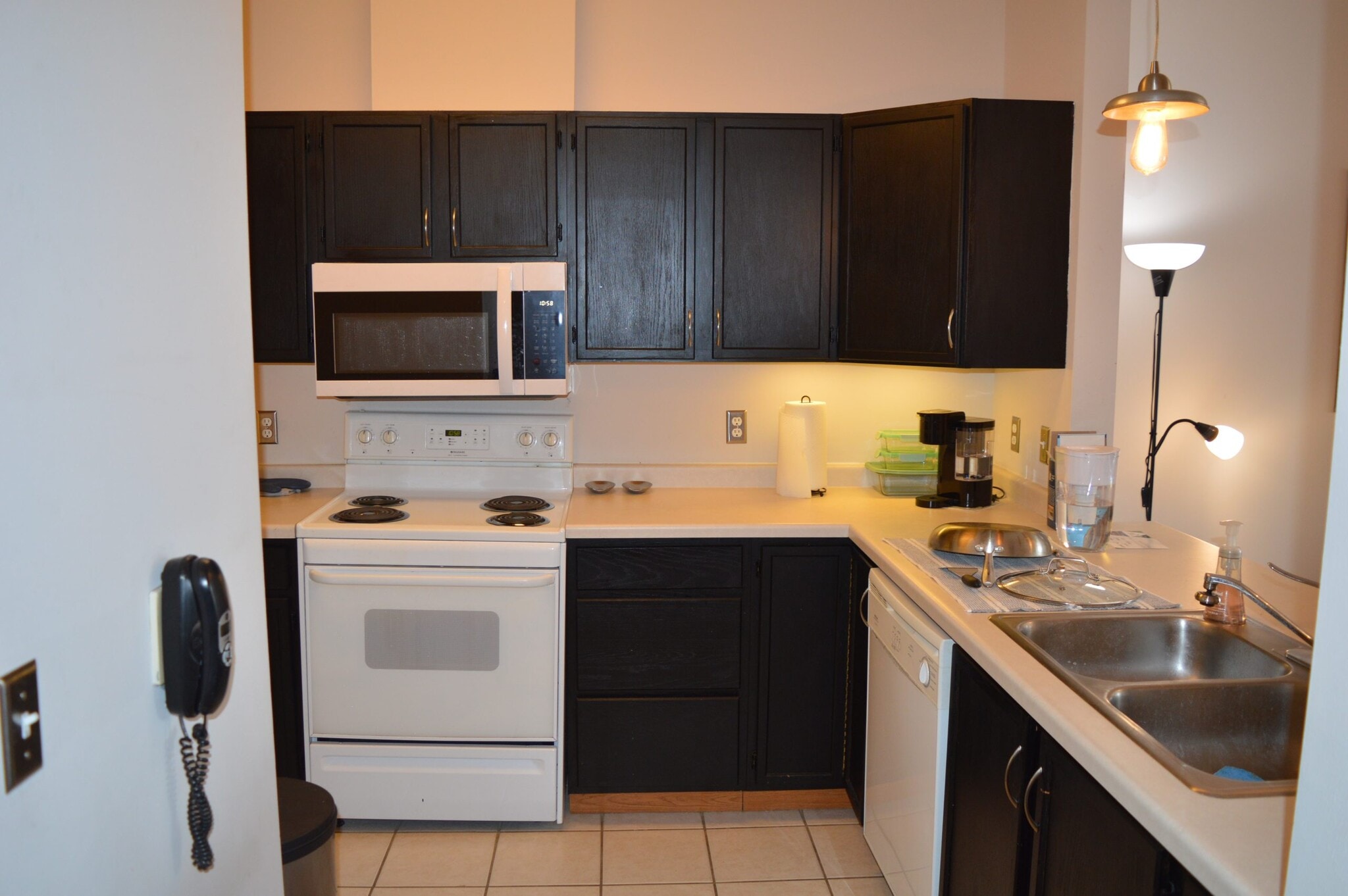 Building Photo - 301 Harbour Town Dr