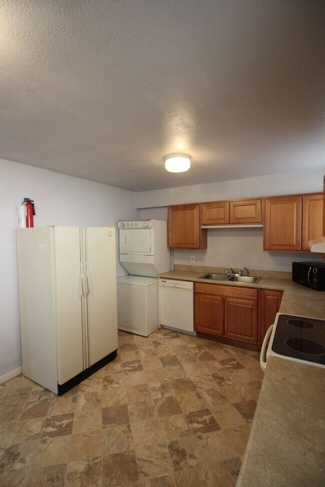 Building Photo - 1114 Gard Pl