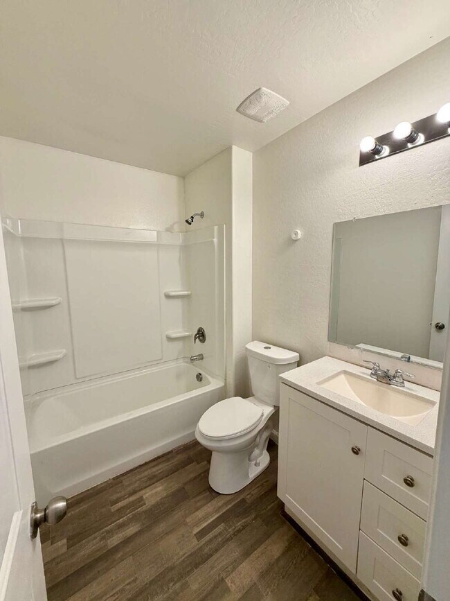 Building Photo - Beautiful 4-Bed, 2-Bath Home in Casa Grande!