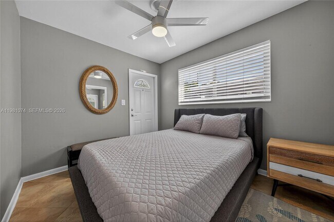 Building Photo - 2161 NE 62nd Ct