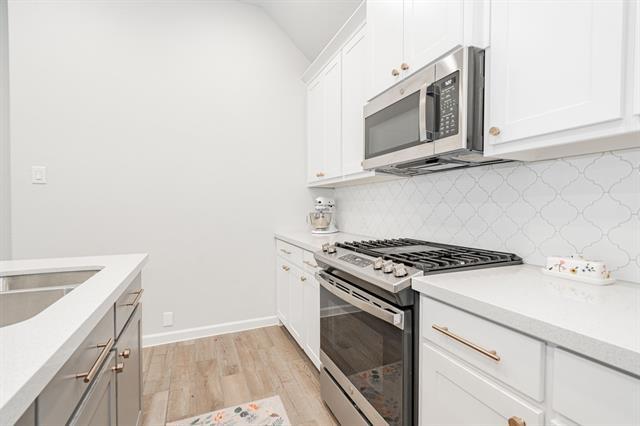 Building Photo - 5308 Tupper Ave