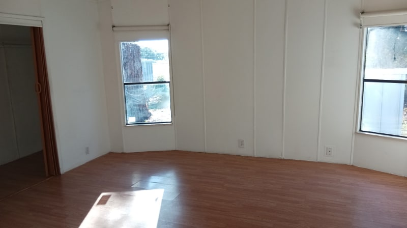 Building Photo - 1809 Cedar St
