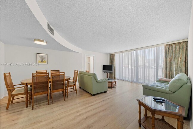 Building Photo - 2401 S Ocean Dr