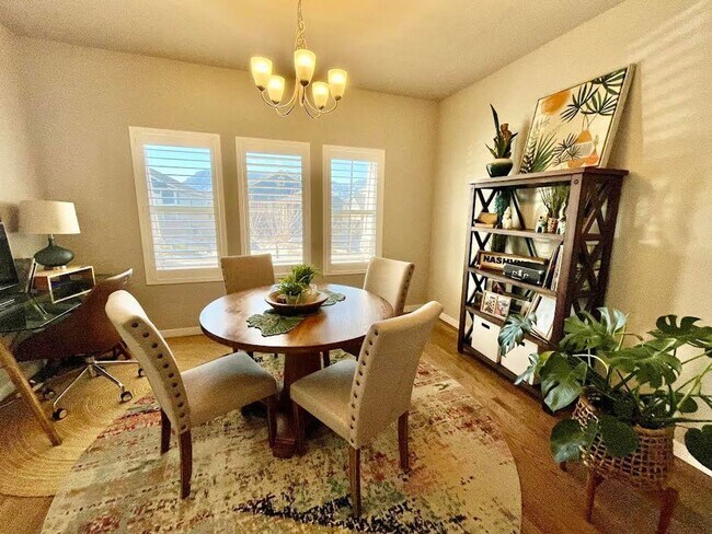 Building Photo - Beautiful 3 BD 2.5 BA Single Family Home, Built in 2019, Close to Downtown and Ft. Carson