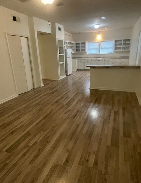 KITCHEN/LIVING AREA - 102 Brink St