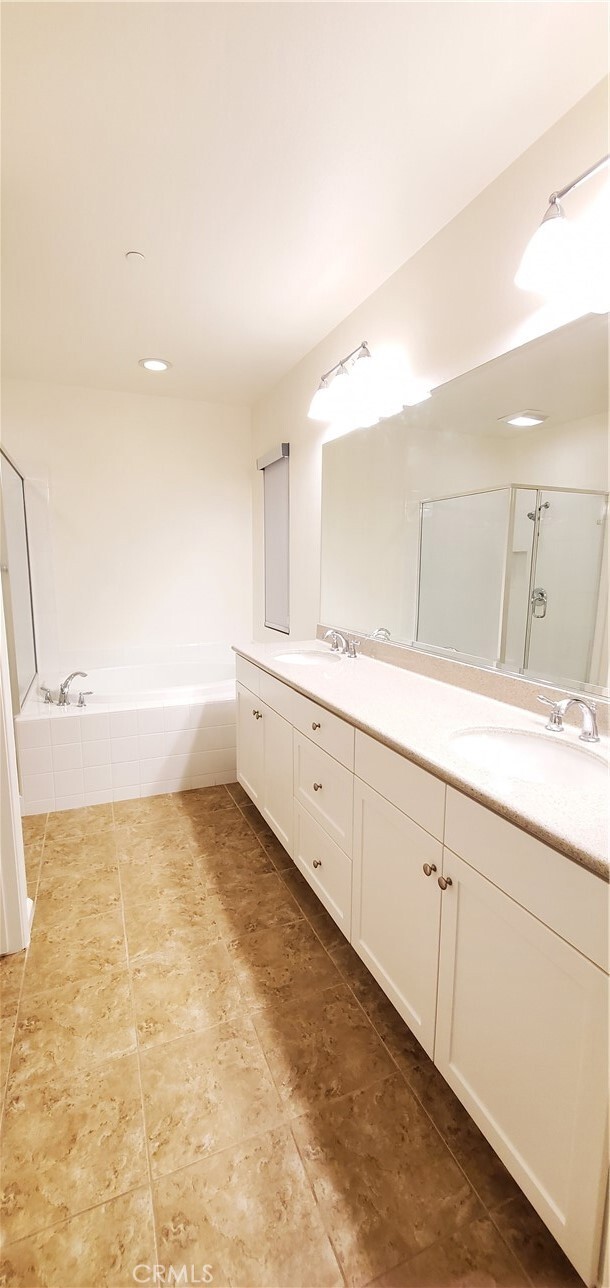 Building Photo - 61 Mission Bell