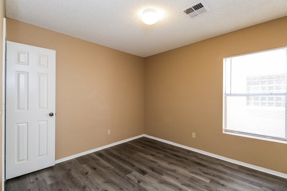 Building Photo - 23837 N 41st Ave