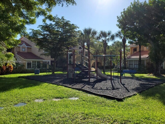 Building Photo - 15551 SW 104th Terrace