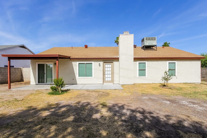 Building Photo - 6702 N 82nd Dr