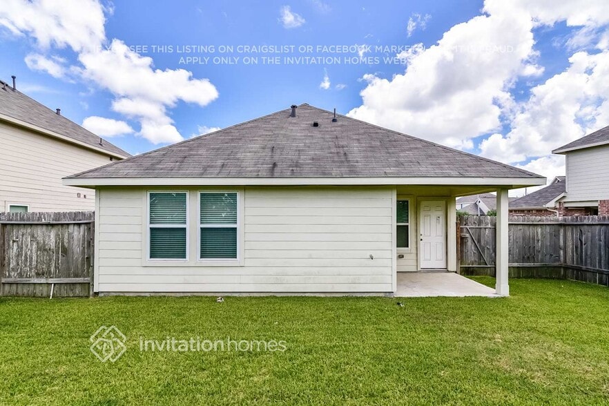 Building Photo - 6107 El Granate Dr