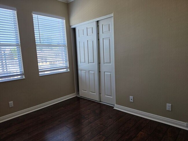 Building Photo - 28436 Yosemite Dr