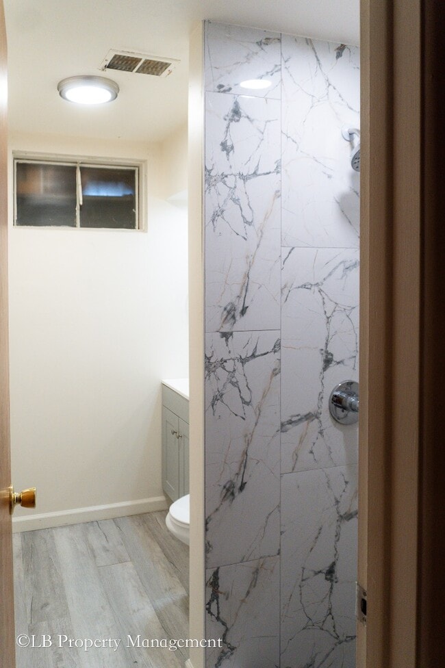 Building Photo - 1303 Lipan Dr