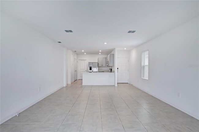 Building Photo - 673 Teviot Rd