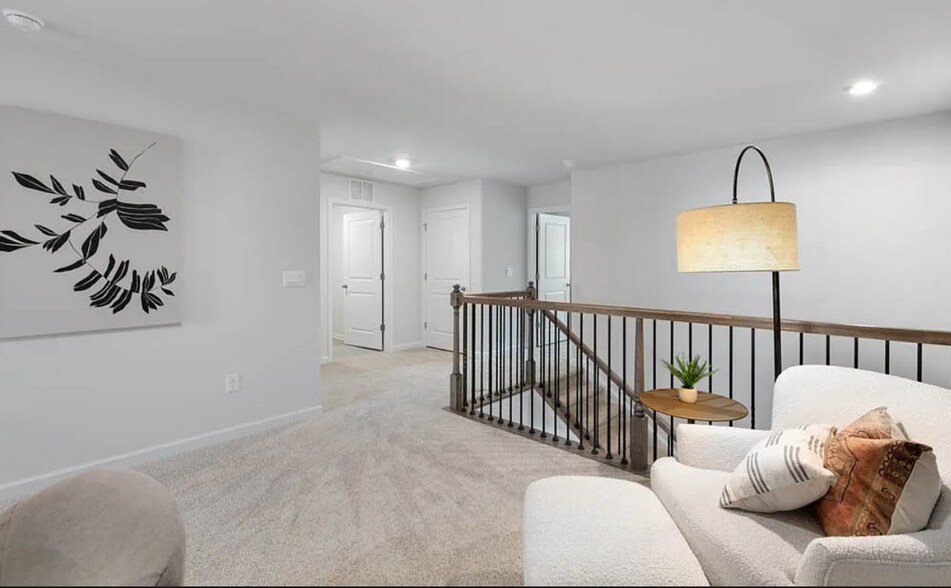 Building Photo - 2214 Sugar Cone Way